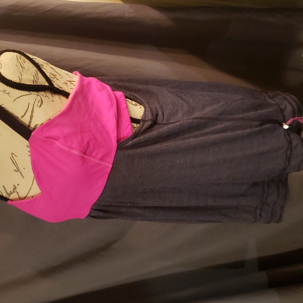 Lululemon tanktop built in bra pink and purple